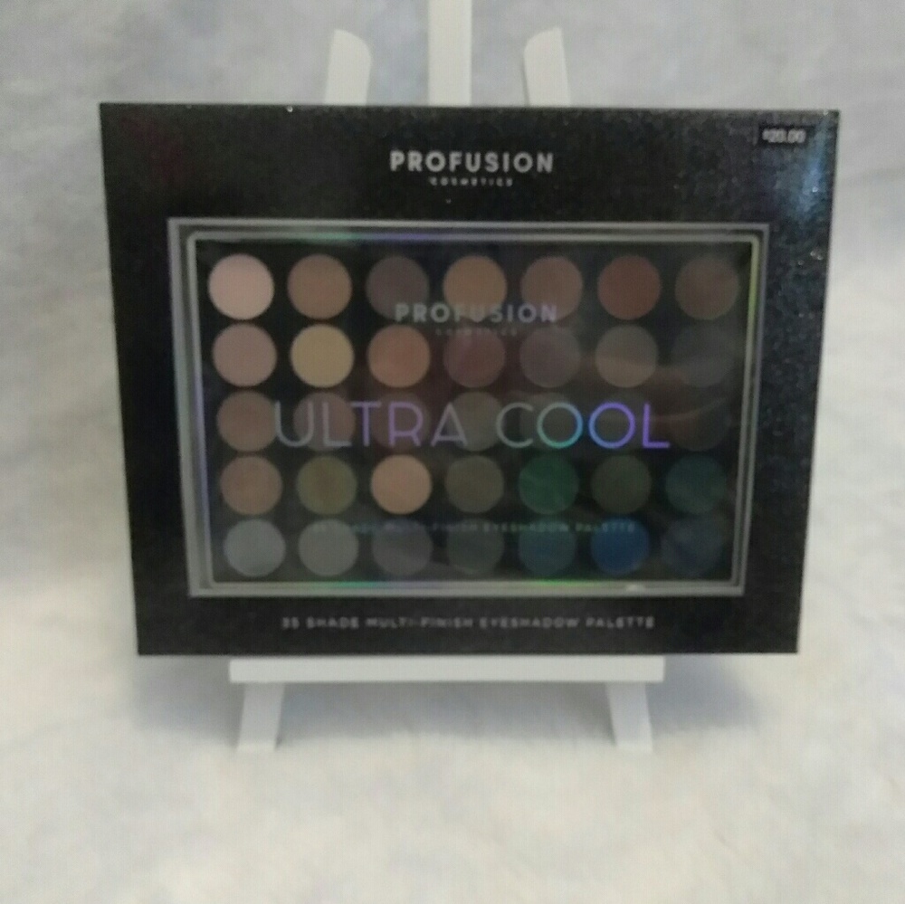 Profusion Cosmetics Multi-finish Eyeshadow Palette